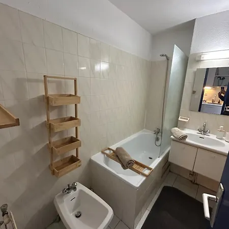 L Azur Piscine Parking Climatise T2 *